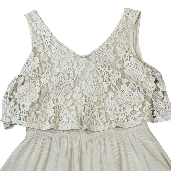CHARMING CHARLIE off white lace gauze dress size medium lined - Picture 3 of 8